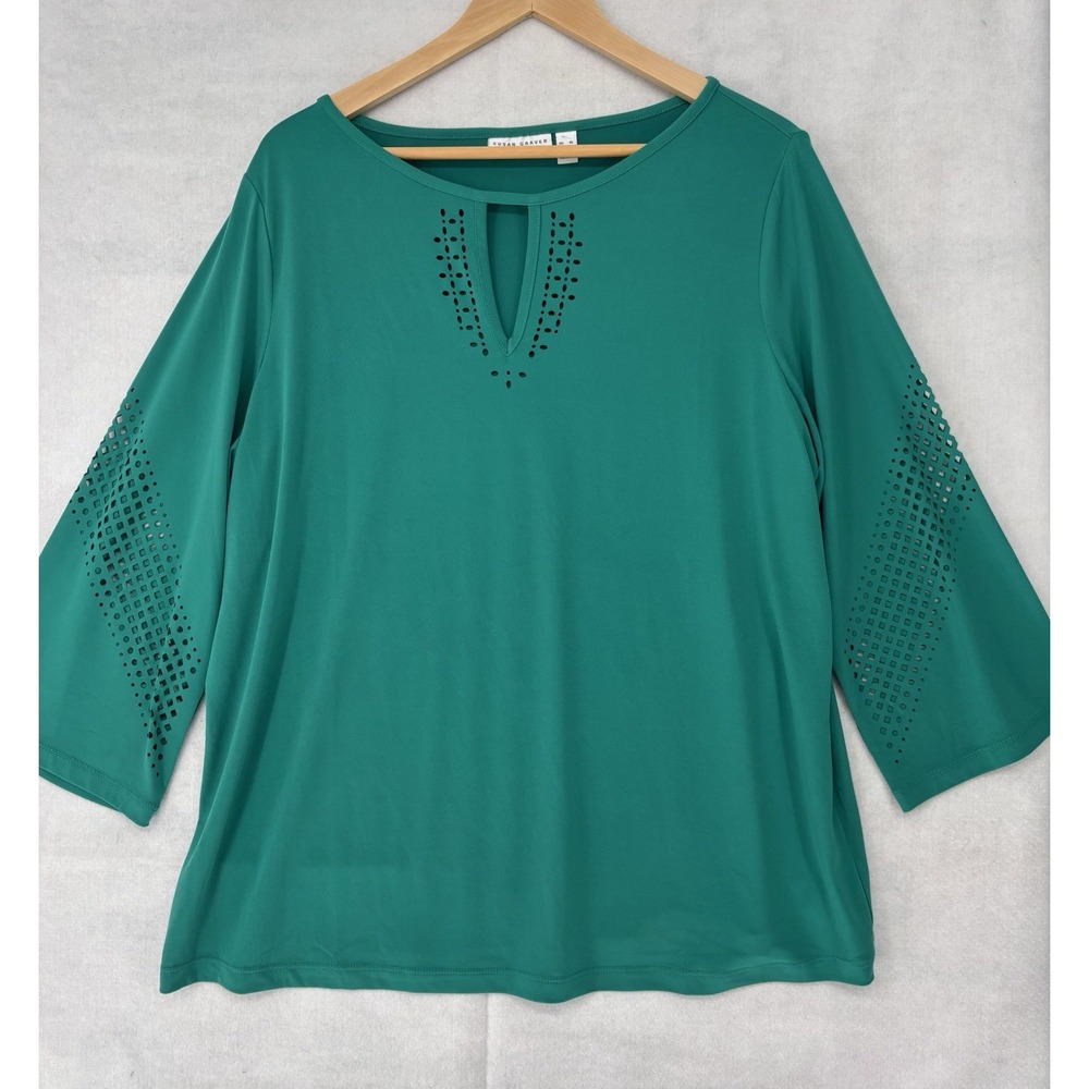 Susan Graver Womens XL Keyhole 3/4 Sleeve Liquid Knit Laser Cut Top Stretchy